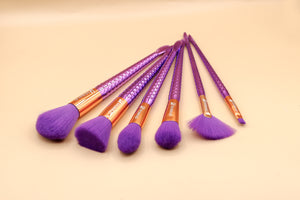 LA Makeup Brush Collection. Six Piece Purple Glam Brush Set For Full Face Looks./D-07